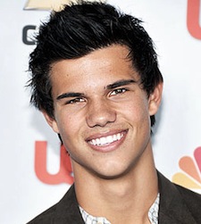 Taylor Lautner, Tracers Promise the 'Hottest Thing on Two Wheels'