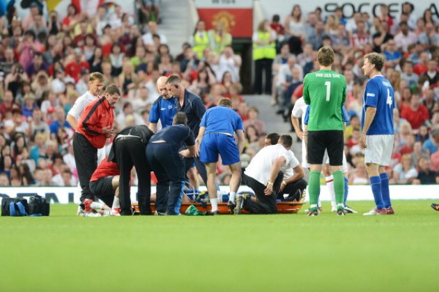 Gordon Ramsay injured - Soccer Aid