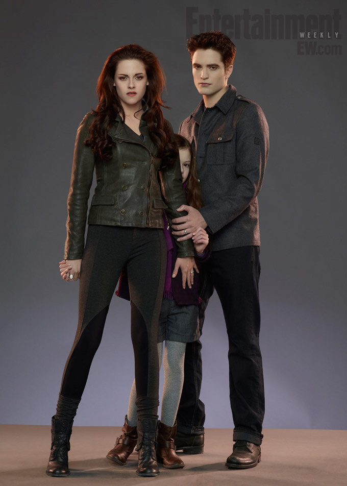 Breaking Dawn - EW - Kristen Stewart, Robert Pattinson, Mackenzie Foy