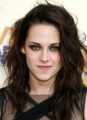 Kristen Stewart Won't Be In Any Snow White Sequel; Bachelorette An iTunes Hit: Biz Break