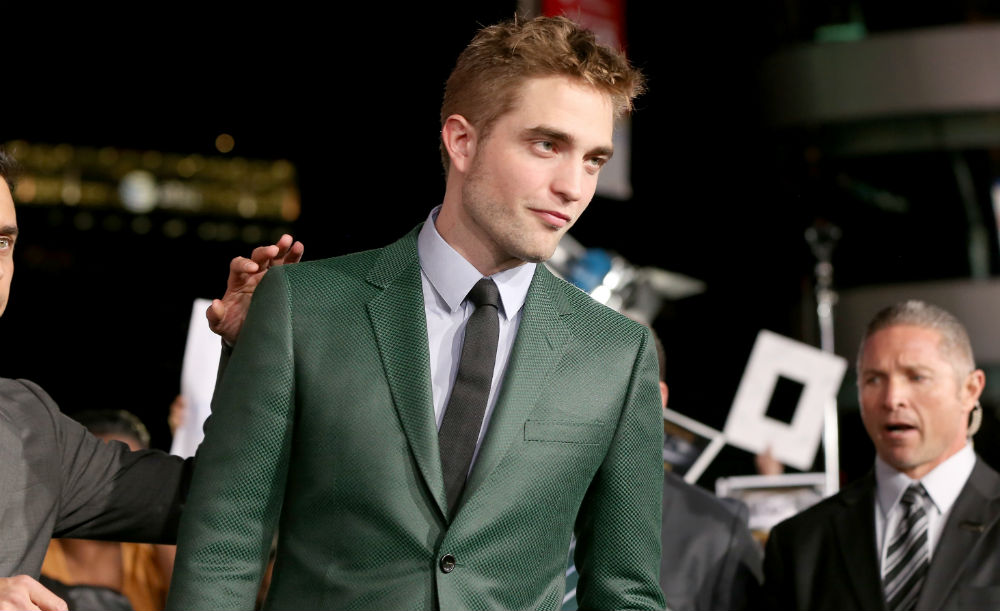 Rob Pattinson green suit